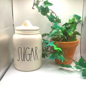 RAE DUNN ‘Sugar’ Canister, Med, Ceramic, Flat Top, Long Letter, Collectors
